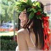 Laureata in Storia dell'arte alla Sapienza. Impartisco lezioni personalizzate di Italiano, Storia, Geografia, Storia dell'arte