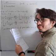 LAUREANDO IN FISICA OFFRE RIPETIZIONI DI MATEMATICA E FISICA