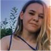 Studentessa di ingegneria da ripetizioni private online per: aiuto compiti scolastici elementari medie e superiori, e ripetizioni di matematica e inglese per scuole superiori