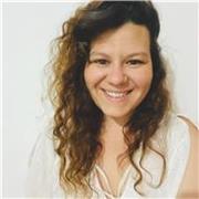 Profesora de Administración y Contabilidad para estudiantes secundarios y universitarios iniciales o emprendedores