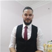 Professeur de langue arabe, titulaire d’un master en langue et littérature arabes, avec plus de 5 ans d’expérience