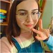 Impartisco lezioni di spagnolo e inglese per studenti delle medie e di primo e secondo liceo (sono studente del linguistico e madrelingua spagnola)