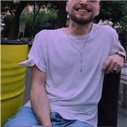 Studente universitario di informatica iscritto all'Apple Academy, offre ripetizioni private di inglese e matematica e  doposcuola