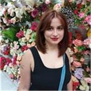 Sono una ragazza di 28 anni. Ho un diploma di grafica pubblicitaria e ho studiato scienze della comunicazione. Ho scritto 5 libri. Mi offro ripetizioni di tutte le materie, purtroppo per quelle scientifiche solo per le elementari