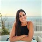 Profesora bilingüe de italiano y español, especializada en clases de conversación para aprender a comunicarte con naturalidad.