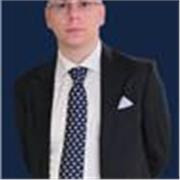 Dottore di ricerca in giurisprudenza offre lezioni private in diritto (scuole superiori) e diritto internazionale (università)