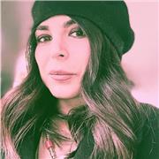 insegnate varie materie impartisce lezioni