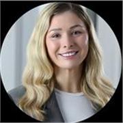 Experienced online psychology tutor supporting GCSE, A-Level, and university students with flexible one-to-one online lessons.