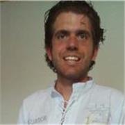 Profesor titulado universitario. Maestro de Infantil y con un Master en Orientación Psicopedagógica. 