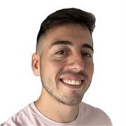 Profesor de español nativo con bachillerato en ciencias aplicadas (rama tecnología).