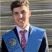 Maestro especializado en Pedagogía Terapéutica con muchas ganas de comenzar a ejercer la profesión