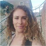 Sono laureata all'Università degli studi di Perugia e offro lezioni di lingua italiana agli stranieri