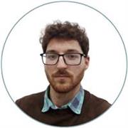 Profesor de escritura y redacción castellana con experiencia real en copywriting para una PYME y una agencia de marketing, imparto clases online. Graduado en Marketing e Investigación de Mercados, mis clases están diseñadas para aquellos que buscan mejora