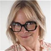 Formatrice en établissements supérieurs, marketing, communication & arts appliqués