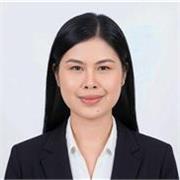 Licensed professional teacher offering private online English lessons.