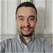 Laureando in Giurisprudenza, diplomato al Liceo Linguistico con 100/100, offro lezioni di inglese per studenti ed adulti.