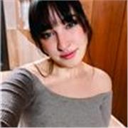 Studentessa universitaria offre ripetizioni di inglese