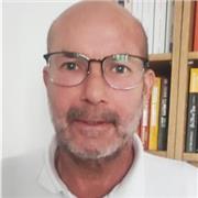 Prof d’économie-gestion expérimenté, spécialité marketing. Programmes officiels et expériences terrain de plus de 20 ans.