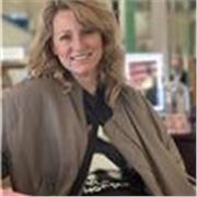 Professeur natif de la langue russe offre des cours particuliers pour enfants et adultes en ligne.