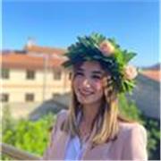 Studentessa universitaria secondo anno di specialistica scienze motorie. Ho studiato presso liceo linguistico