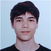 Profesor de programación apto para todas las edades. Apto para alumnos principiantes. Estudiante de Ciencia e Ingeniería de Datos