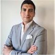 Profesor de ADE con más de 15 años de experiencia en gestión ofrece clases prácticas para estudiantes y emprendendores.