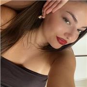 Nativa francesa titulada de una licenciatura en lenguas extranjeras, puedo dar clases a cualquier grupo de edad