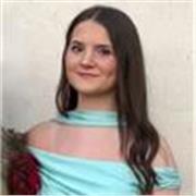 Soy una estudiante de Psicología en la Universidad Autónoma de Madrid. Puedo dar clase desde niños pequeños hasta adolescentes.