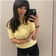 Offro lezioni individuali per aiuto nei compiti di tutte le materie di scuola.
Studio all’università di Napoli Federico 2, lingue.