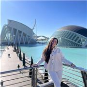 Soy licenciada en educación inicial y magister en dificultades del desarrollo y aprendizaje.