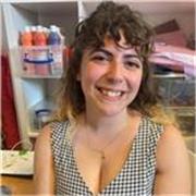 Native English tutor with 2 years experience teaching foreign language to young teens. Enthusiastic and happy to help!