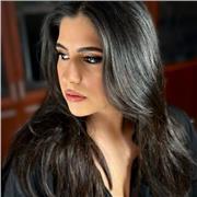 Sono una laureanda, ho tanta voglia di fare e soprattutto tanta fantasia ed energia!