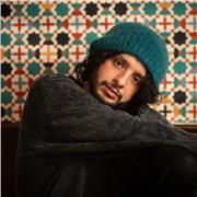 Escritor y profe de español con experiencia en escritura creativa y comunicación