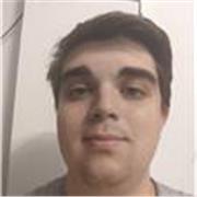 Soy un chico de 19 años, puedo ayudar en lo que se necesite, especialmente mates e historia 