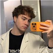 Insegno a realizzare tesi e documenti in LaTeX – Impaginazione professionale e supporto completo.