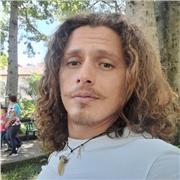 El profesor ama la vida y sus formas