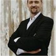 Conversational and academic English for adults and adolescents.