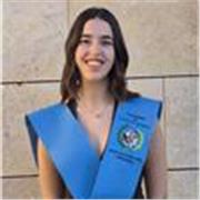 Maestra de educación primaria con mención de inglés. Actualmente tengo un B2 pero estoy en proceso de realizar el examen del C1.