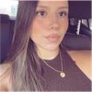 Profesora comprometida , organizada, empática y apasionada por idiomas .