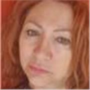 Actriz, Trabajadora Social, experiencia en teatro y cine.