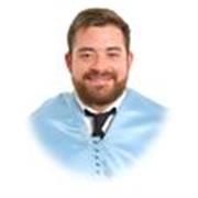 Profesor de primaria apto para todas las especialidades, soy entrenador de fútbol semiprofesional. 
