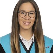 Bones, em dic Marina, i faig classes de català i castellà a nens i nenes des de 3 a 12 anys! Si necessiteu una mestra de repàs no dubteu en posar-se en contacte amb mi