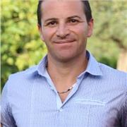 RAGIONIERE IMPARTISCE LEZIONI DI MATEMATICA PER STUDENTI SCUOLA MEDIA