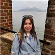 Insegnante madrelingua italiana, con diploma in ristorazione, offre lezioni private di italiano per bambini e adulti.