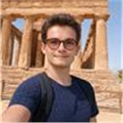 Enseignement d'Histoire-géographie en ligne et dans l'Yonne (89) Diplômé d'un master recherche en histoire antique à l'Université 