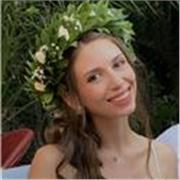 Laureata in Lettere moderne e studentessa di Filologia Moderna presso La Sapienza di Roma impartisce ripetizioni di materie umanistiche quali italiano, latino, storia, filosofia