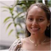 Profesora de español para niños y adolescentes, con énfasis en promoción de lectura