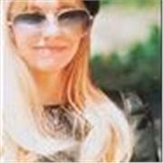 Te ayudo con inglés y holandés, además doy clases de actuación para mejorar tu confianza en el escenario