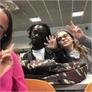 Studente universitario di ingegneria meccanica ed insegnate di matematica base, avanzata e fisica e termodinamica base