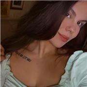 Laureata in Lettere Moderne presso Universitá di Roma